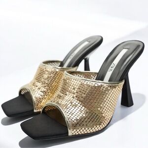 Zara NWT Gold Mesh‎ Chainmail Detail Black Open Toe Heel Sandal Size 7.5